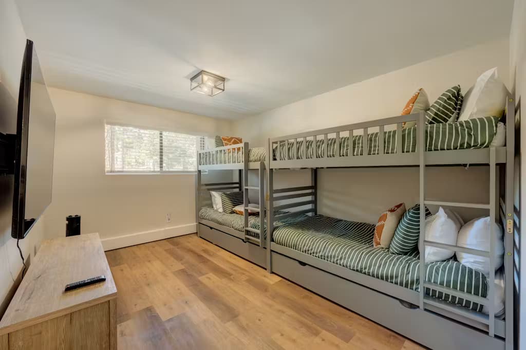 Incline Village Stunner - Image 9