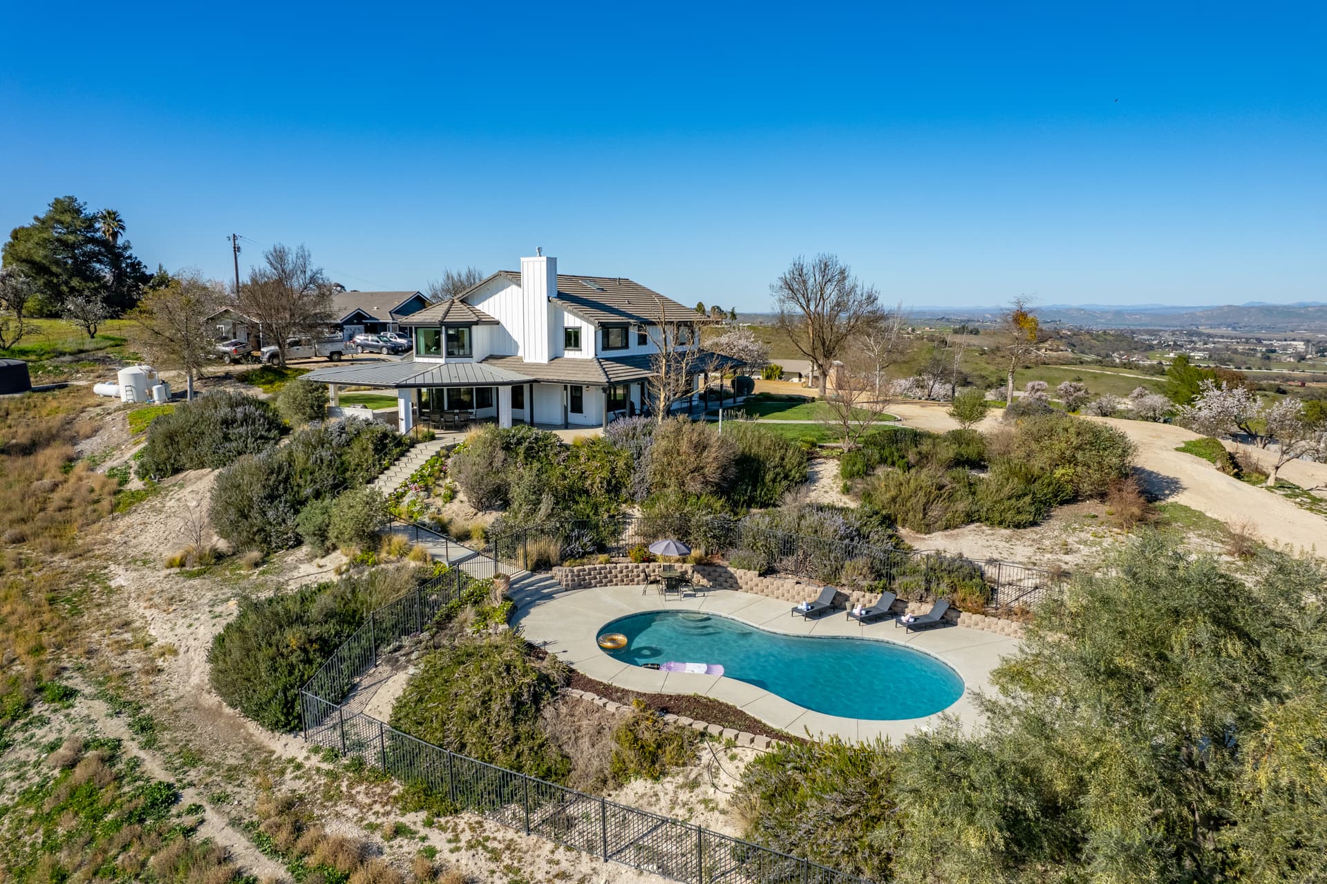 Mira Vista Manor - Image 78