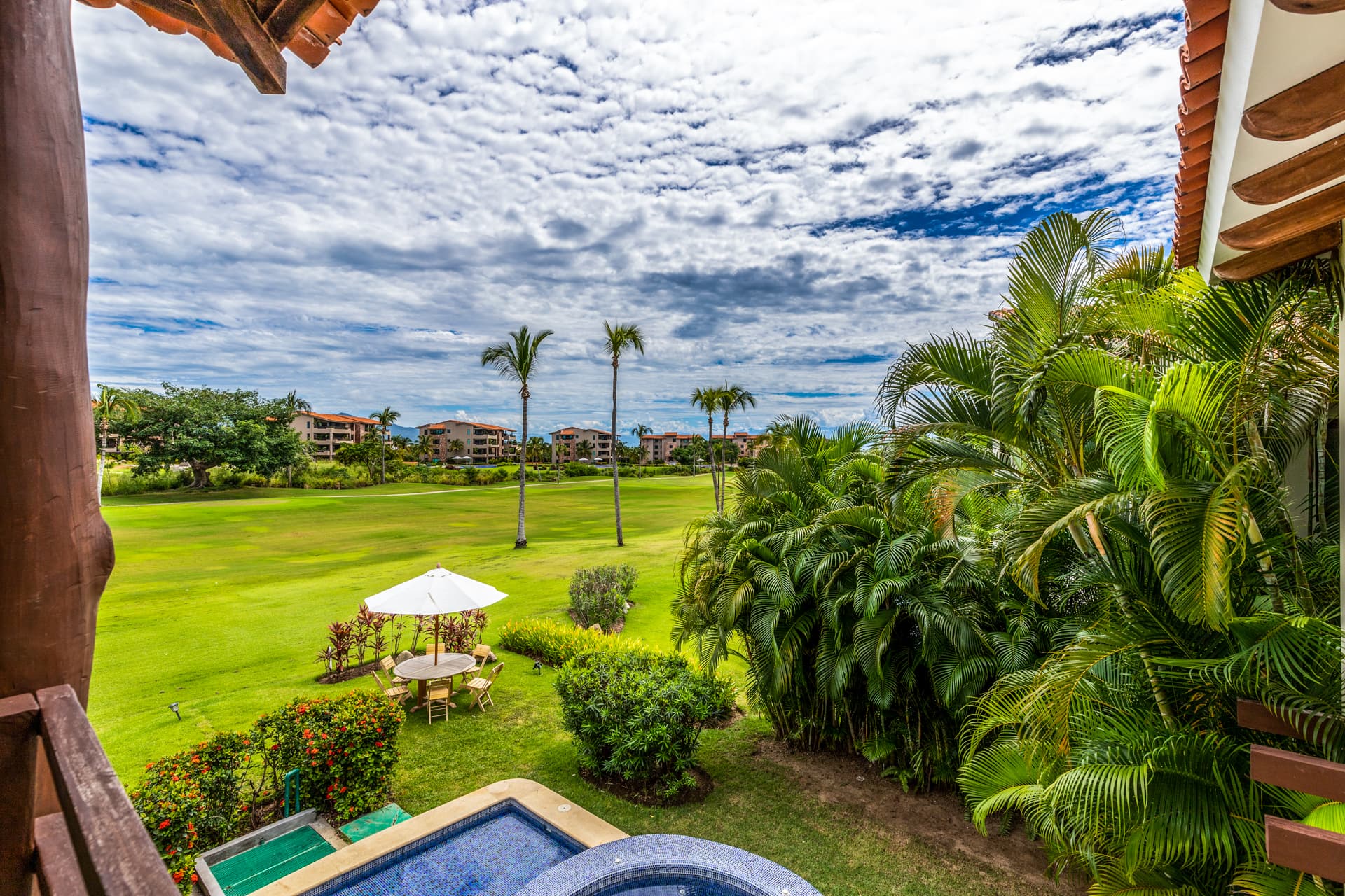 La Serenata #3 - Image 34