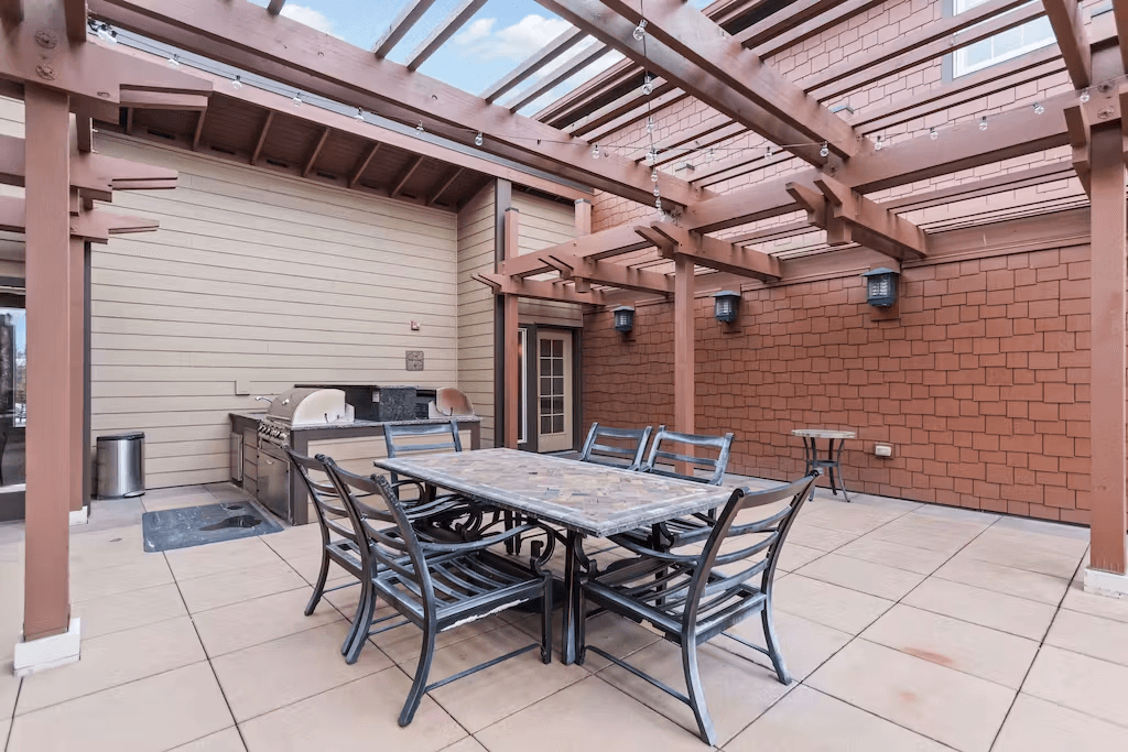 Fabulous Riverstone Retreat - Image 4