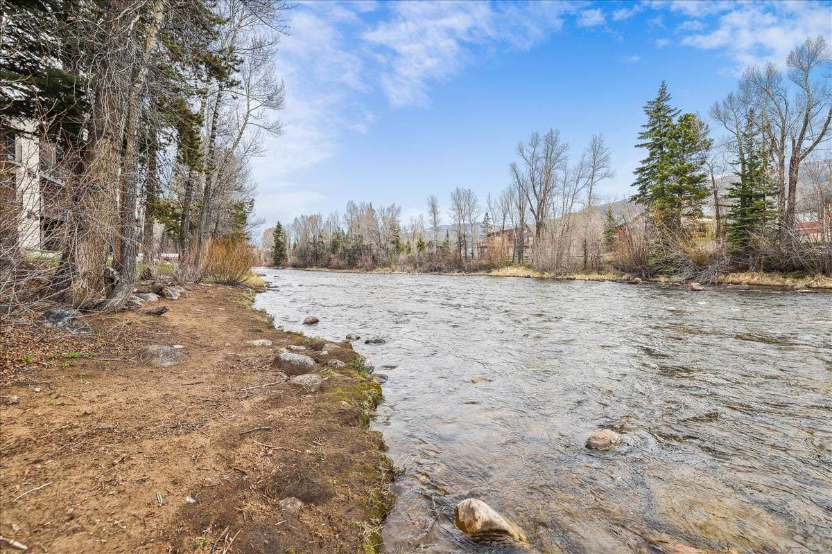 River West #522 - Image 34