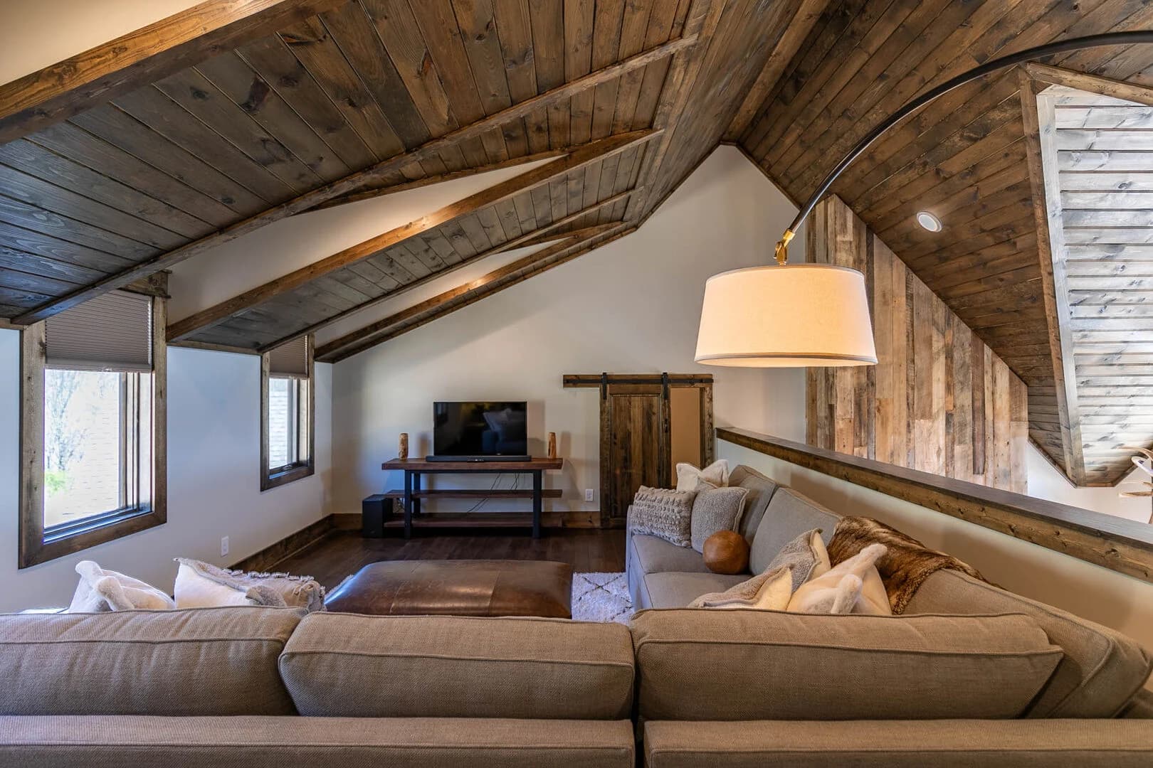 Bear Haven Hideaway - Image 19