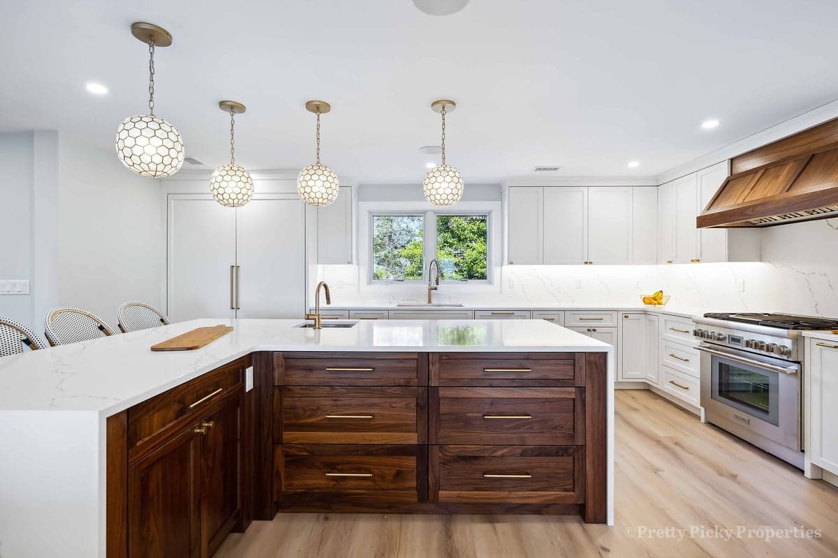 Lewis Bay Lookout - Image 7