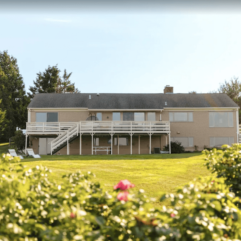 Mooring House - Image 1