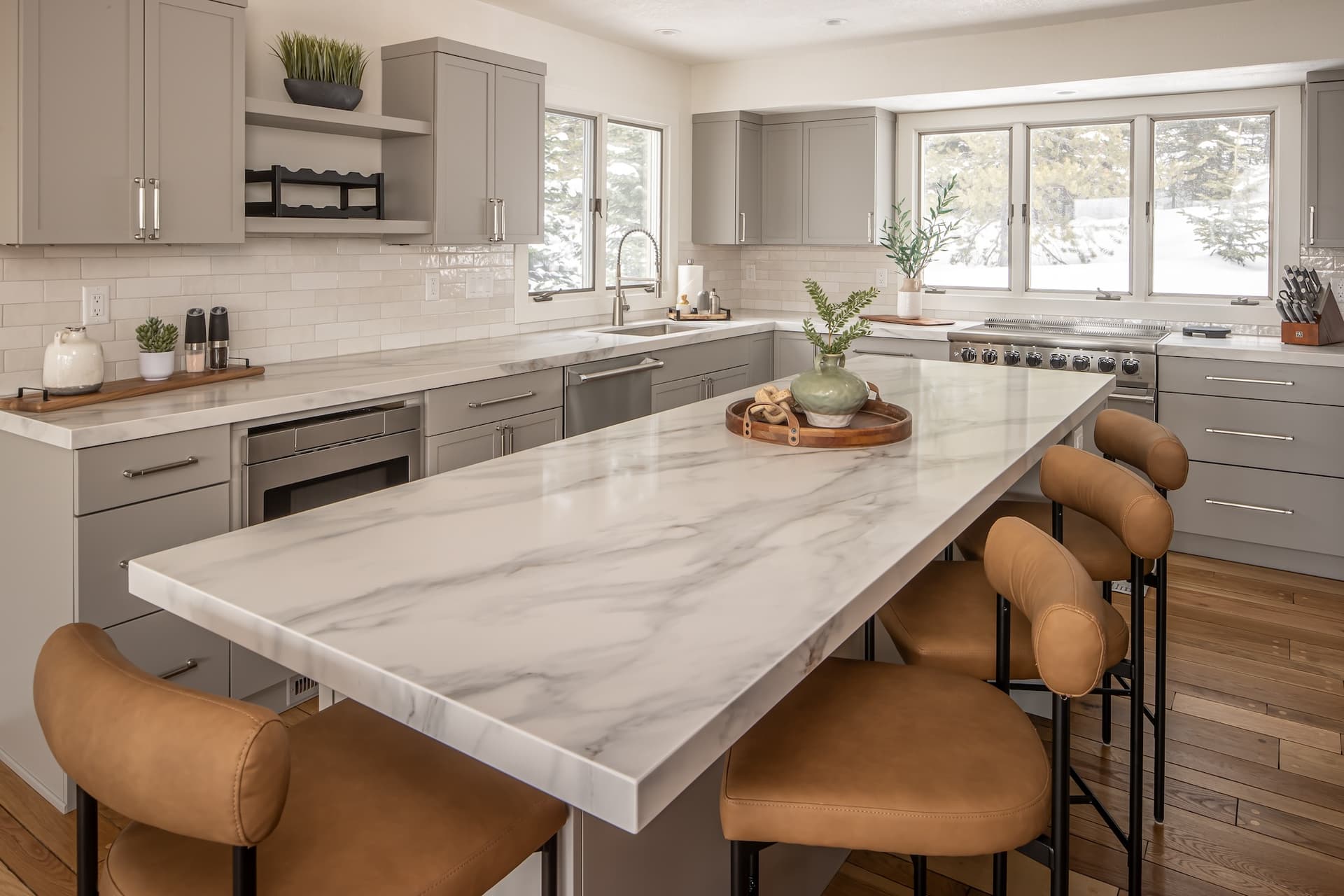 Lone Mountain Lookout - Image 9