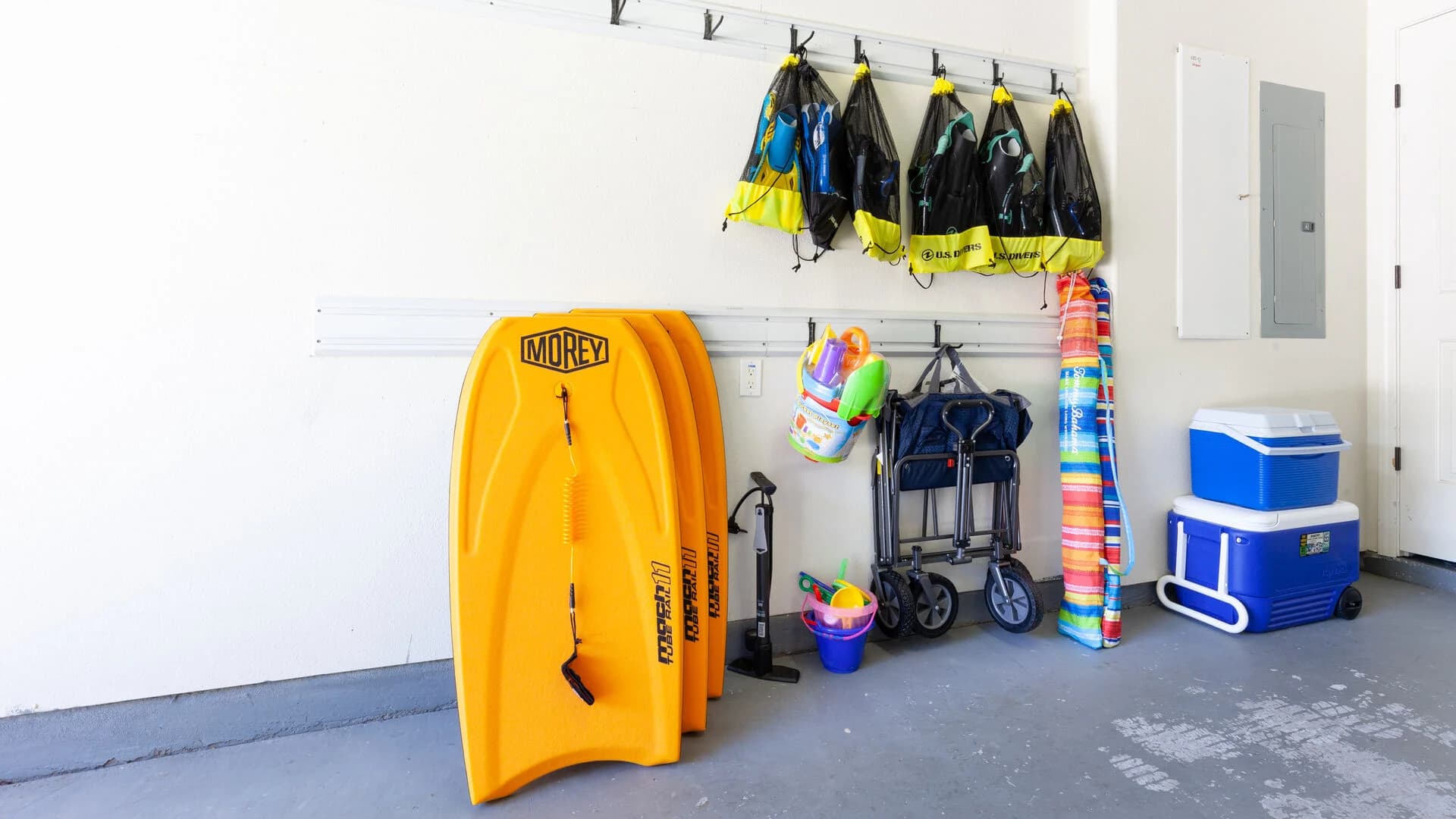 Summer Breeze - Image 22