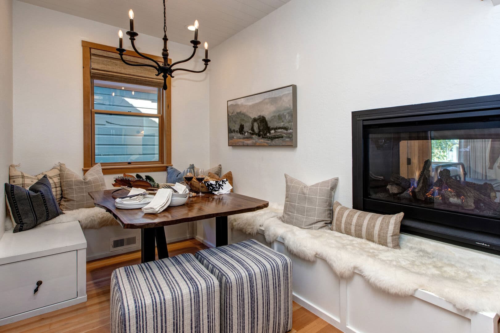 Alpine Minnie's - Image 6