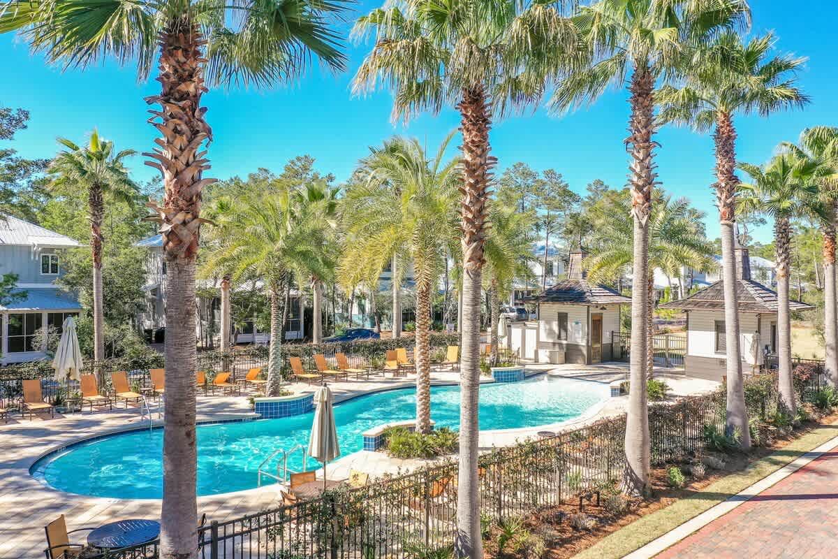 Caspian Blue Carriage - Image 3