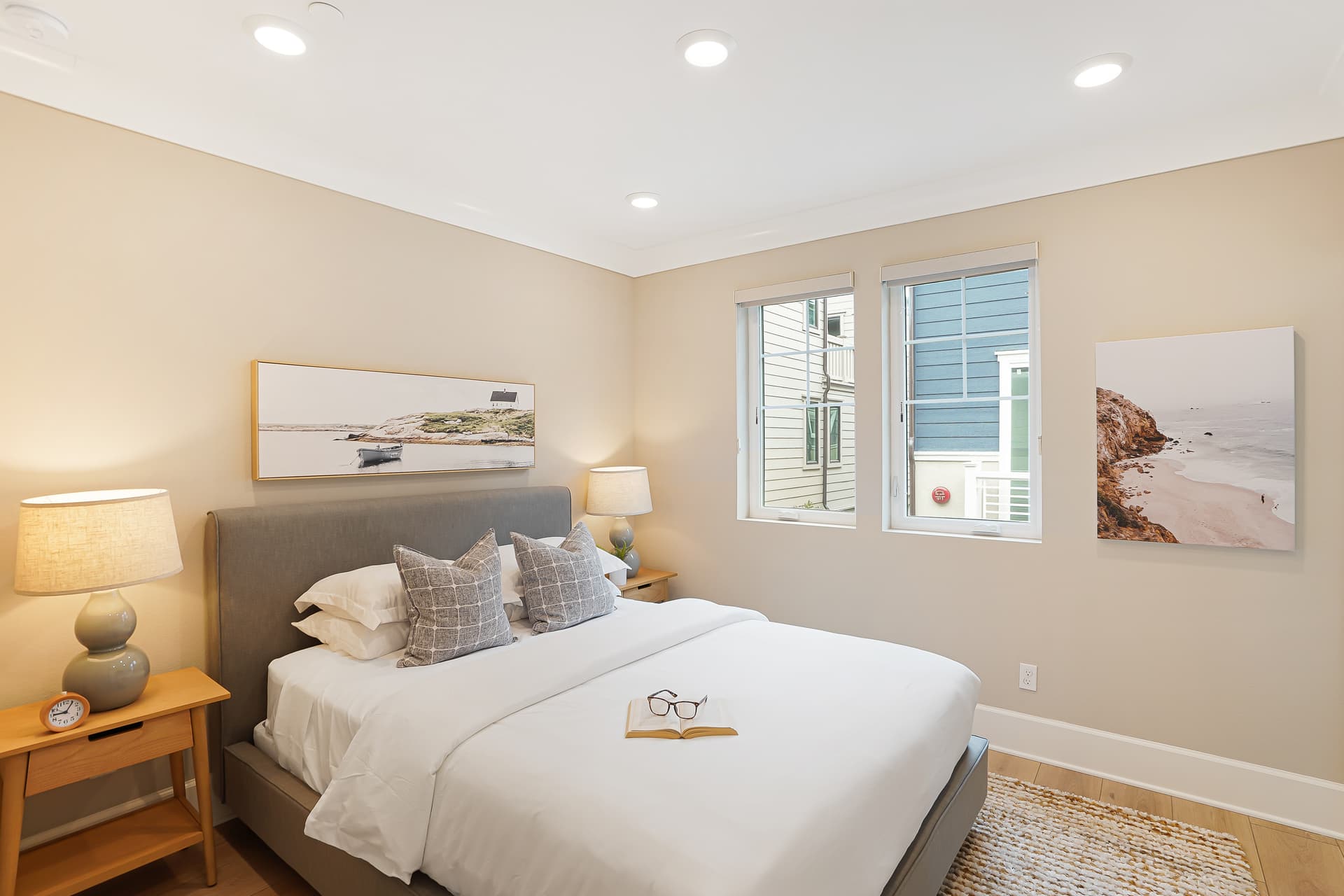 Bayside Cove Getaway - Image 24