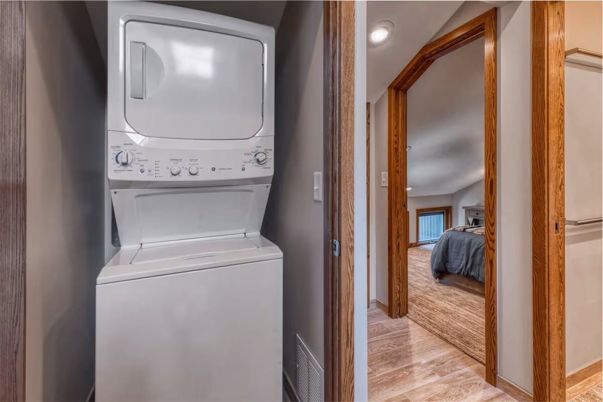 Slopeside Vista Loft - Image 29