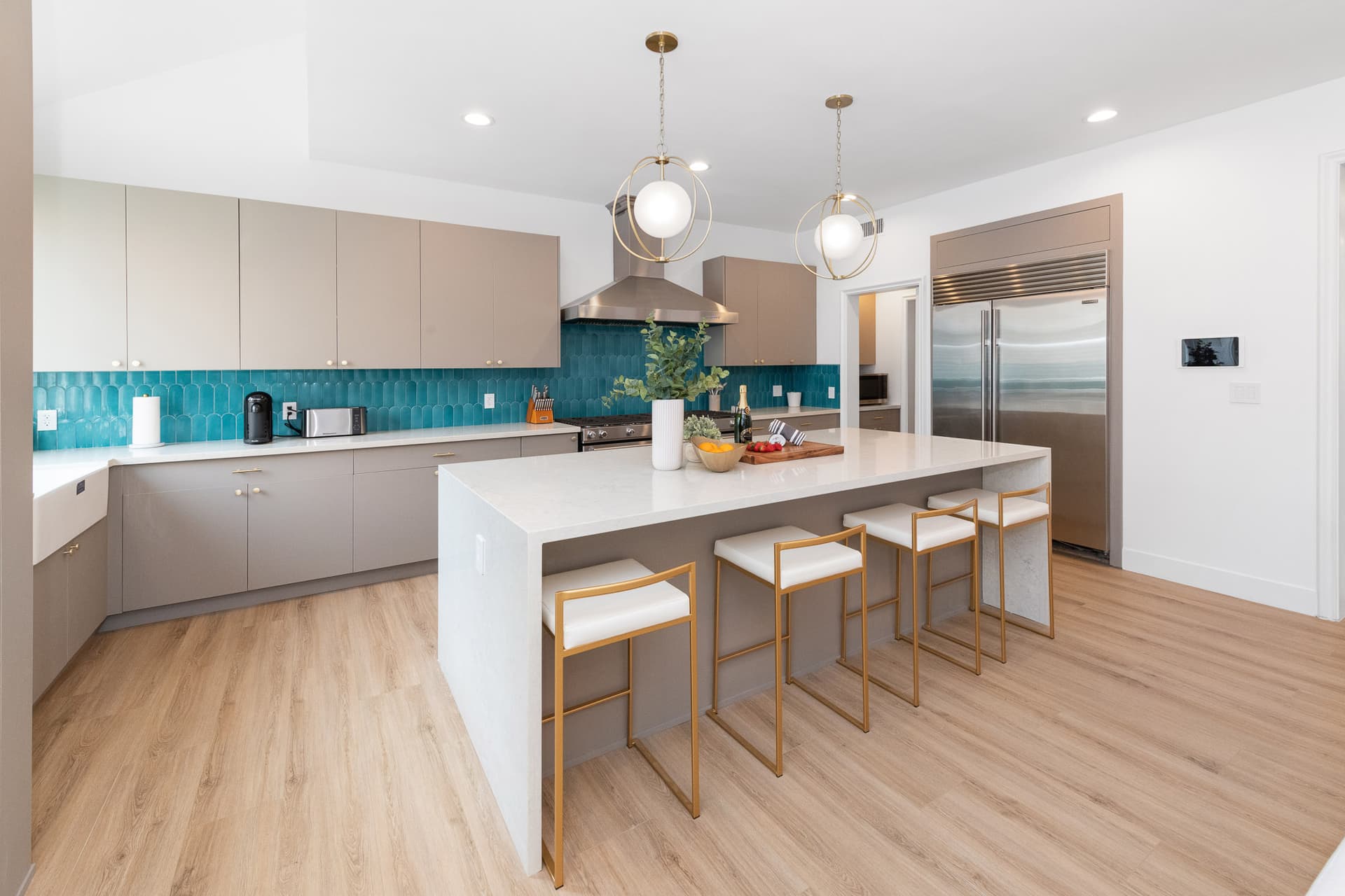 Reef Mall Villa - Image 17