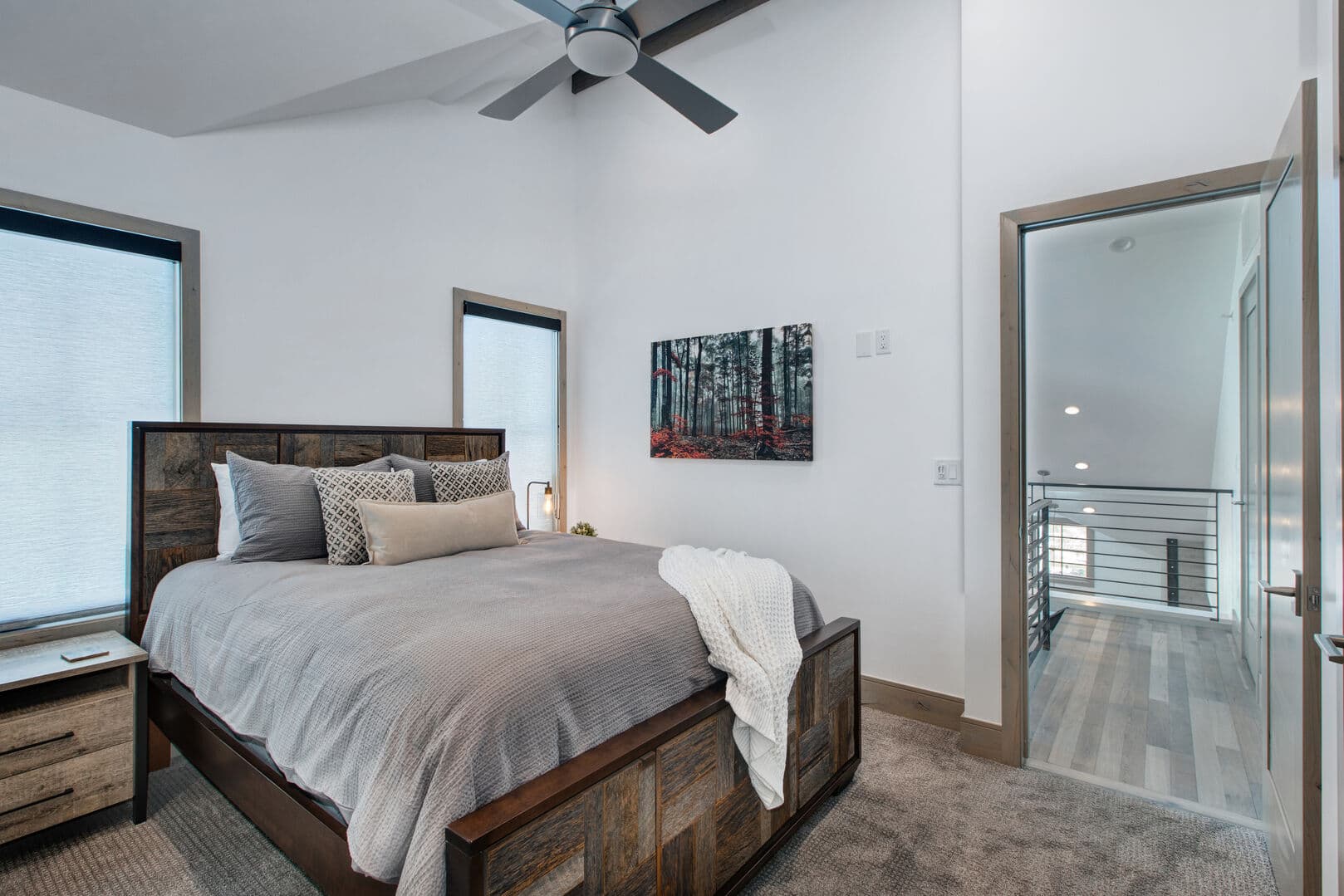 Kings Crown - Image 29