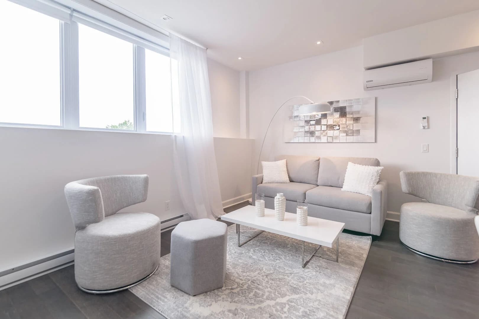 Lincoln Home - Image 4