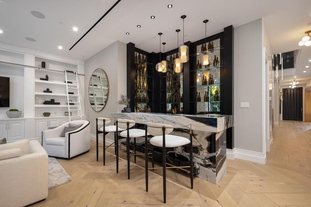 Gardner Modern - Image 18