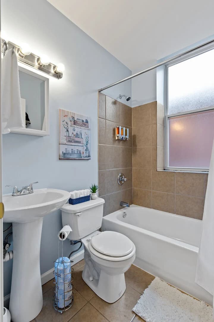 Historic Shaw - Image 22