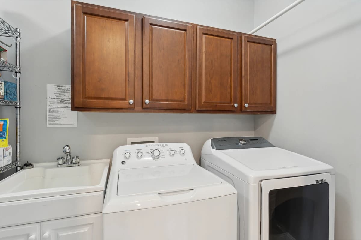 Cameron Palms - Image 43