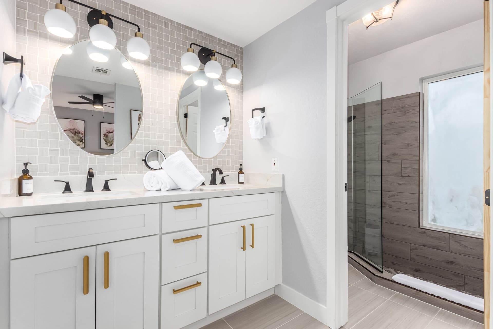 Corrine Family Escape - Image 16