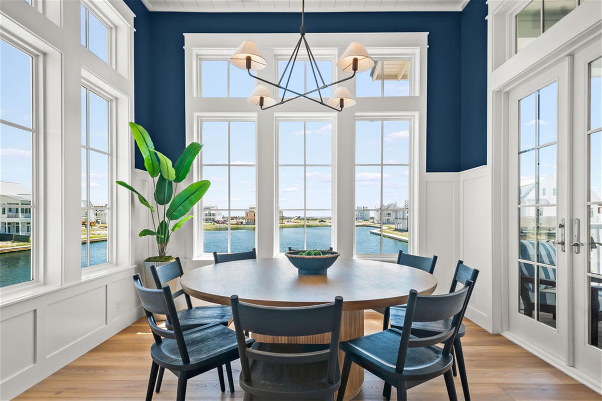 Blue Water Villa - Image 32