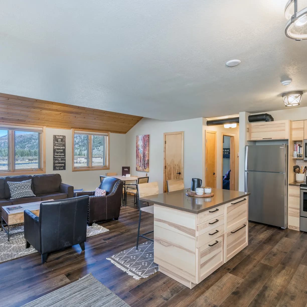 Lulu Residence - Image 2