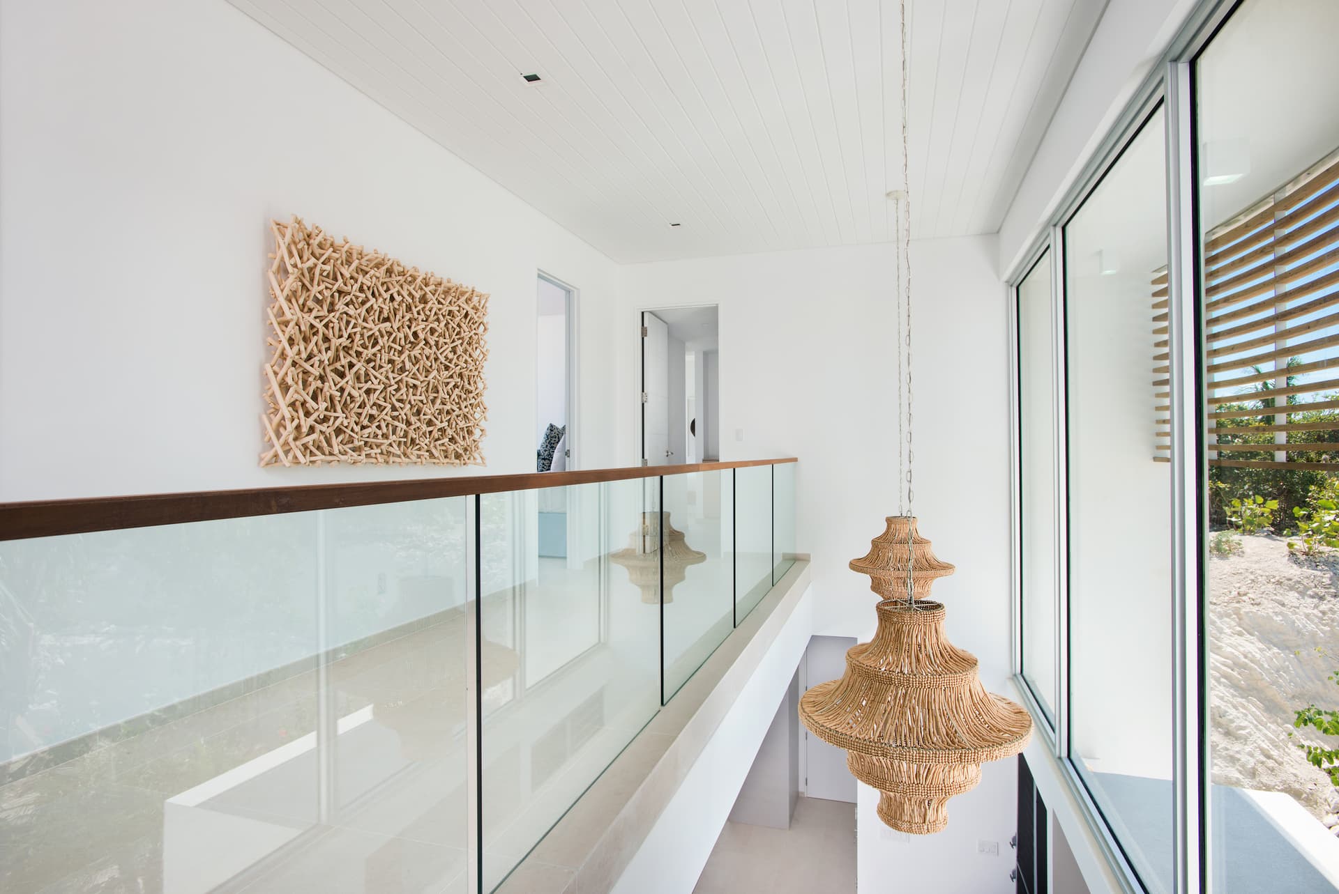 North Shore Four Bedroom Beachfront - Image 16