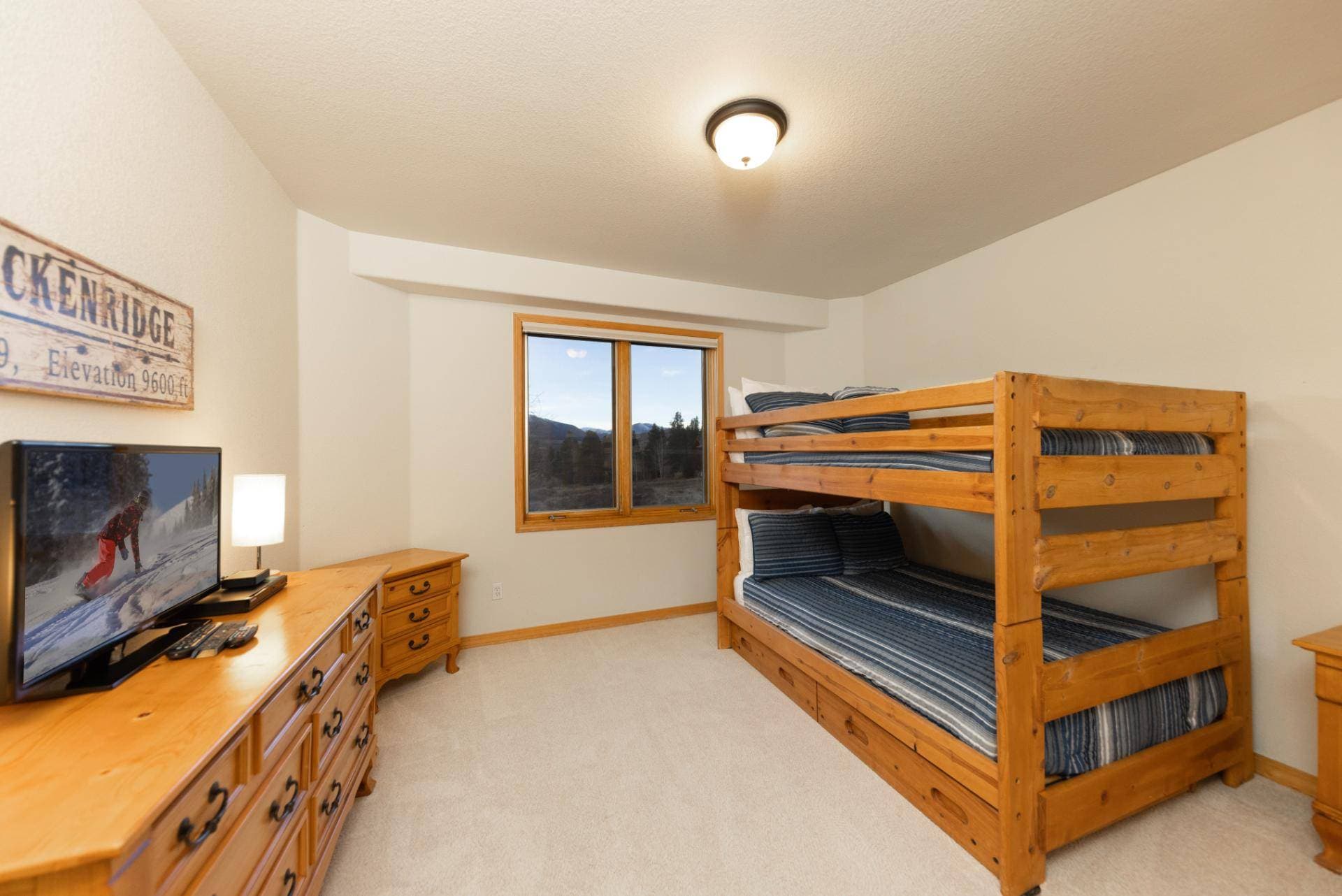 Moosehead Lodge - Image 24