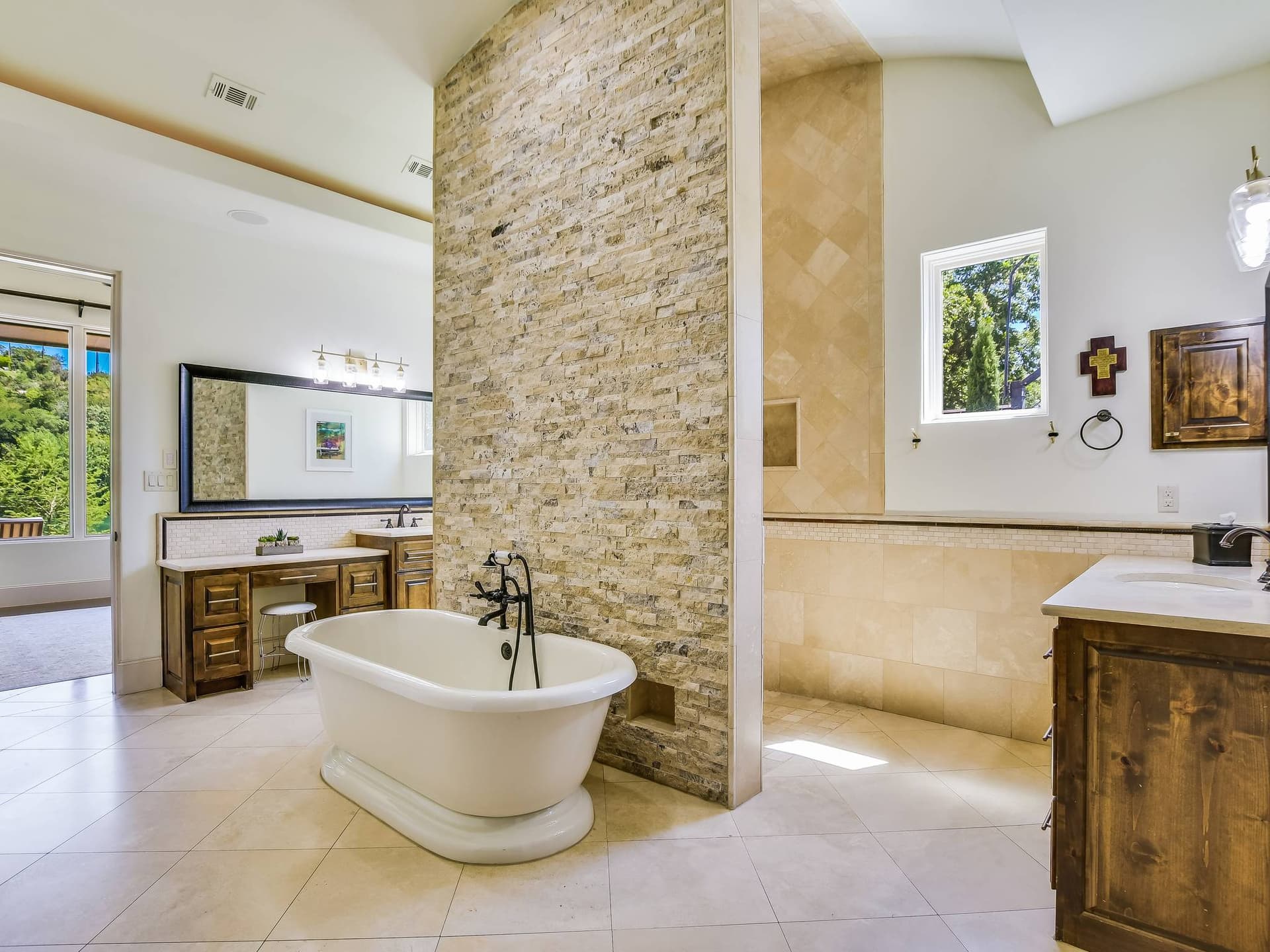 Elite on Lake Austin - Image 18