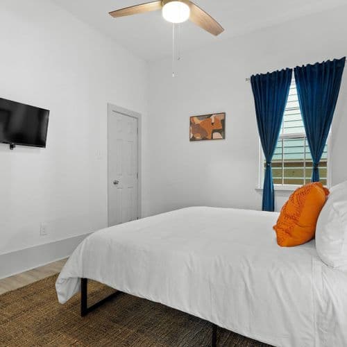 House of Vibes - Image 13