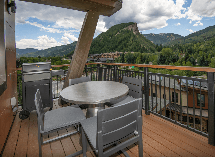 Avon Riverfront #402 - Image 28