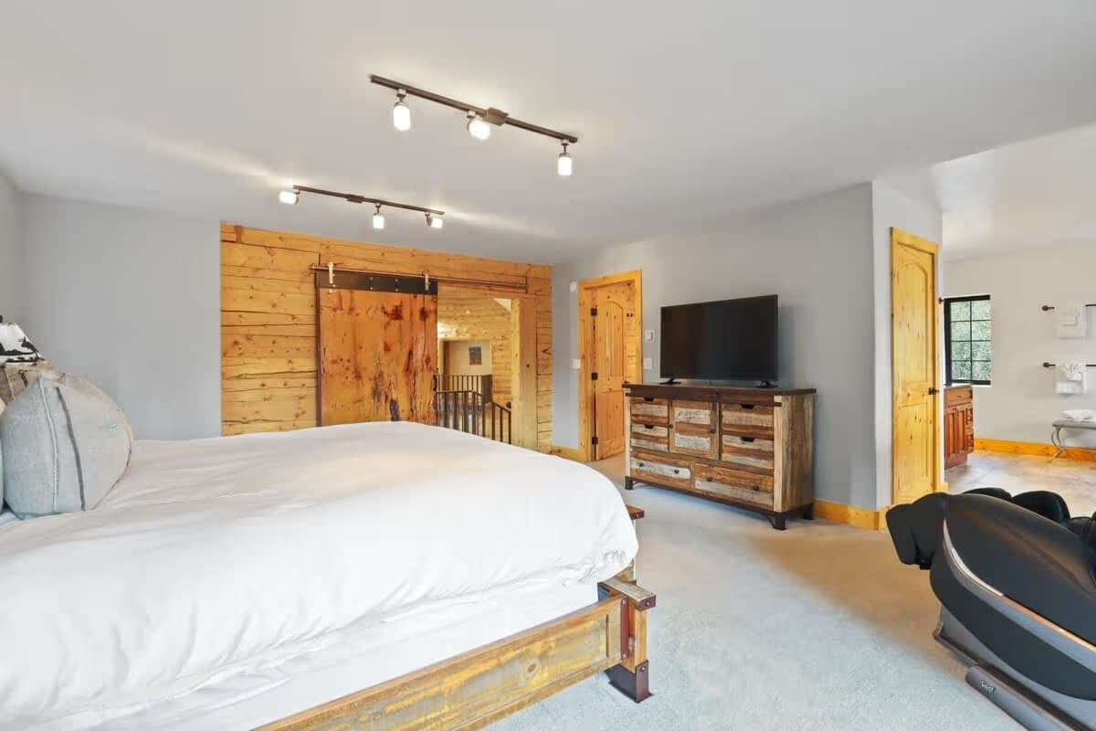 Serene Lodge - Image 20