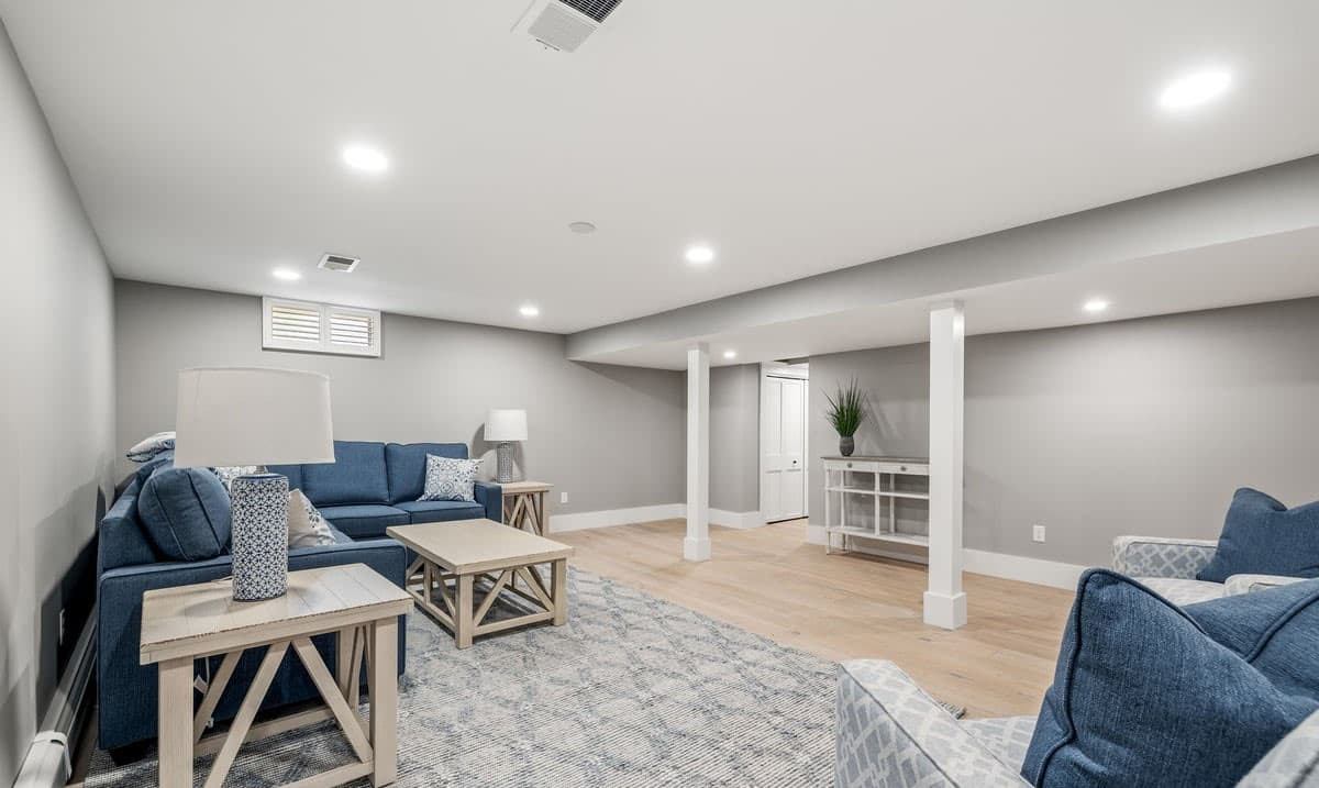 Eileen's Escape - Image 29