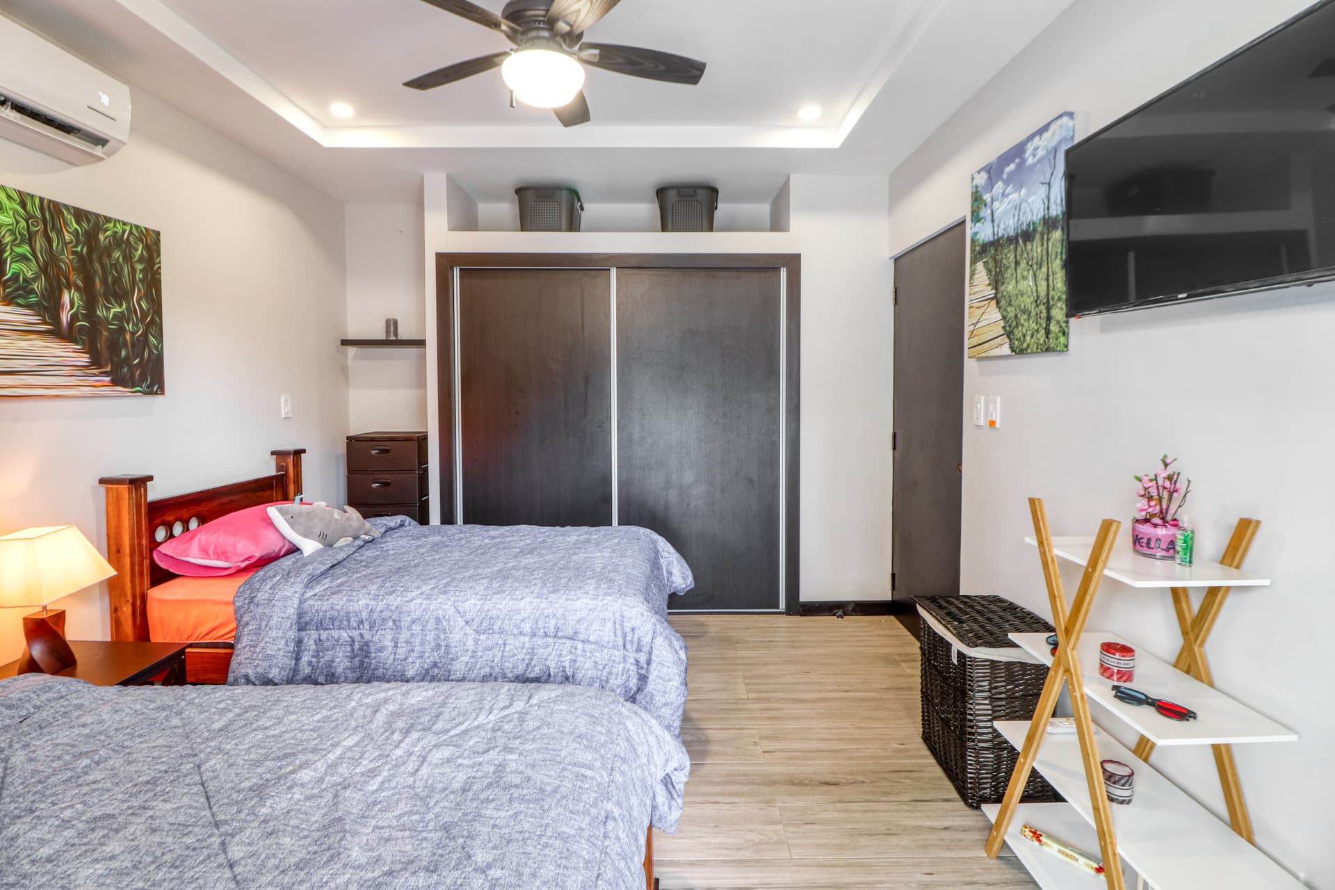 The Point Residence 5 - Image 13