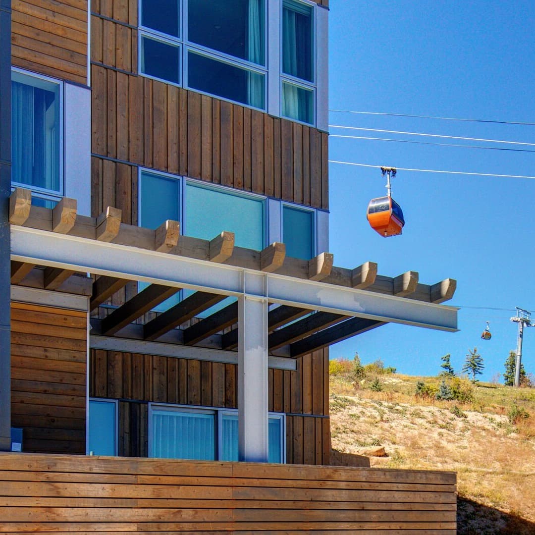 Les Trois Vallees - Image 1