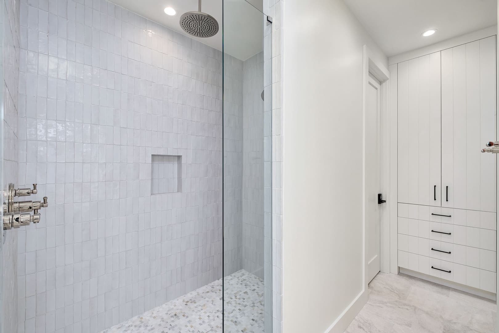 Selah at the Sea - Image 32