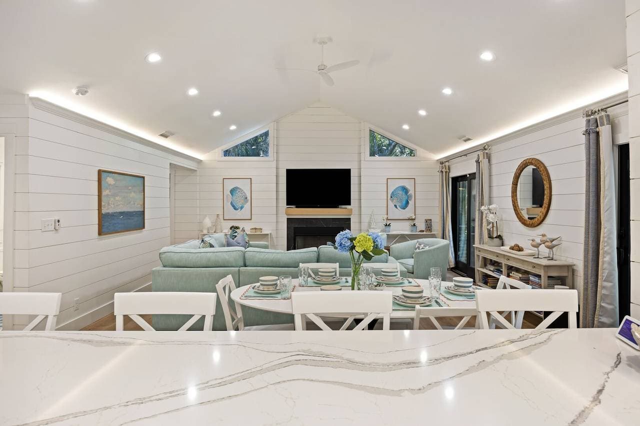 Beach Days on Conifer - Image 16