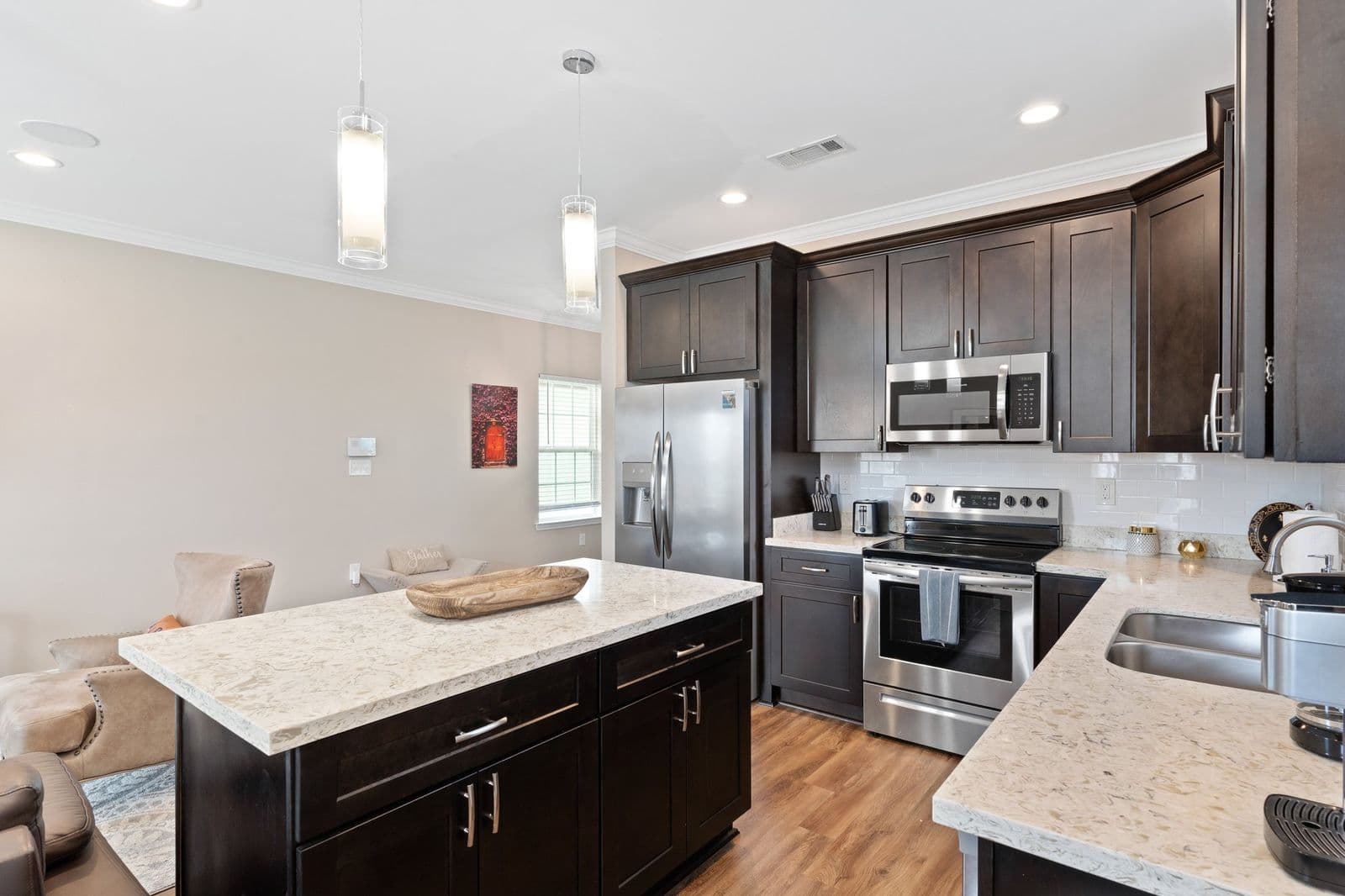 Gorgeous Mid-City House - Image 6