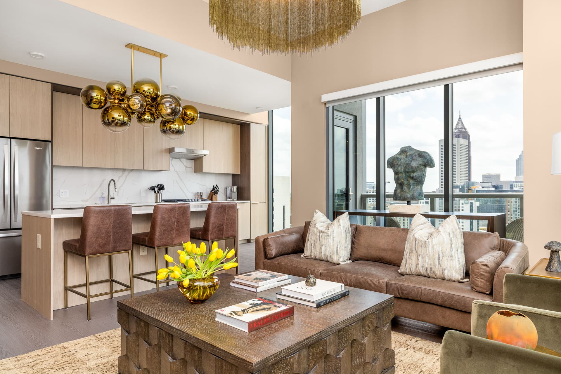 Goldfinger Condo - Image 16