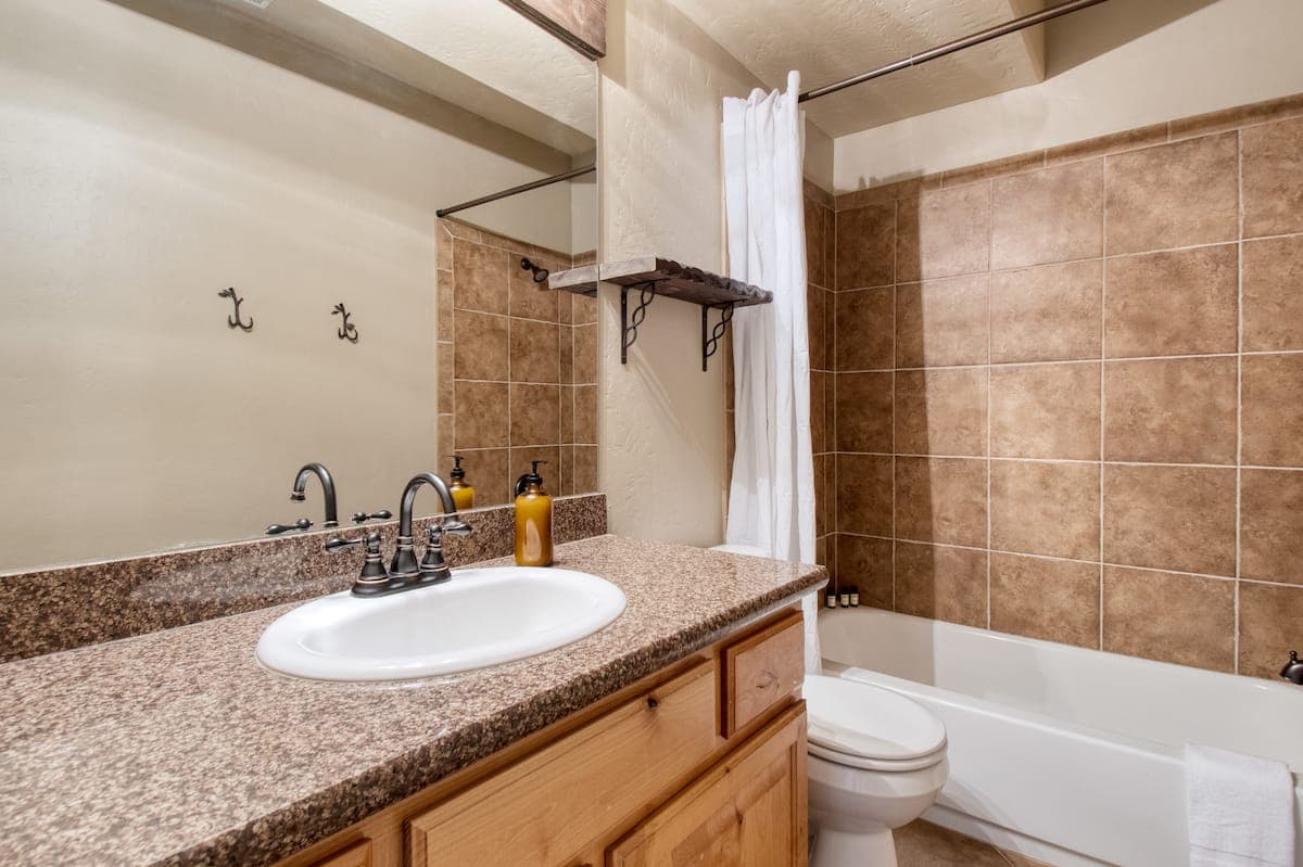 Lucky Bill - Image 23