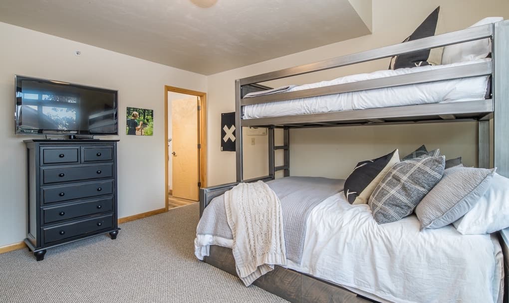 Tamarack #10 - Image 21