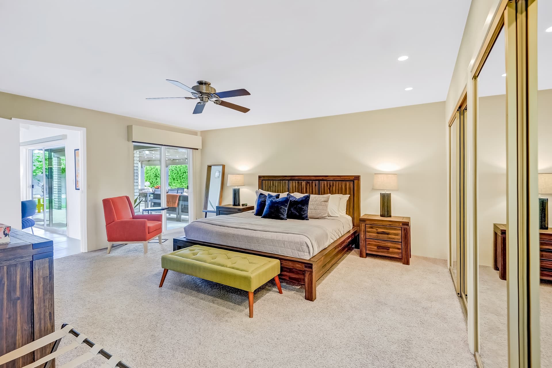 Palm Springs Modern Home - Image 13