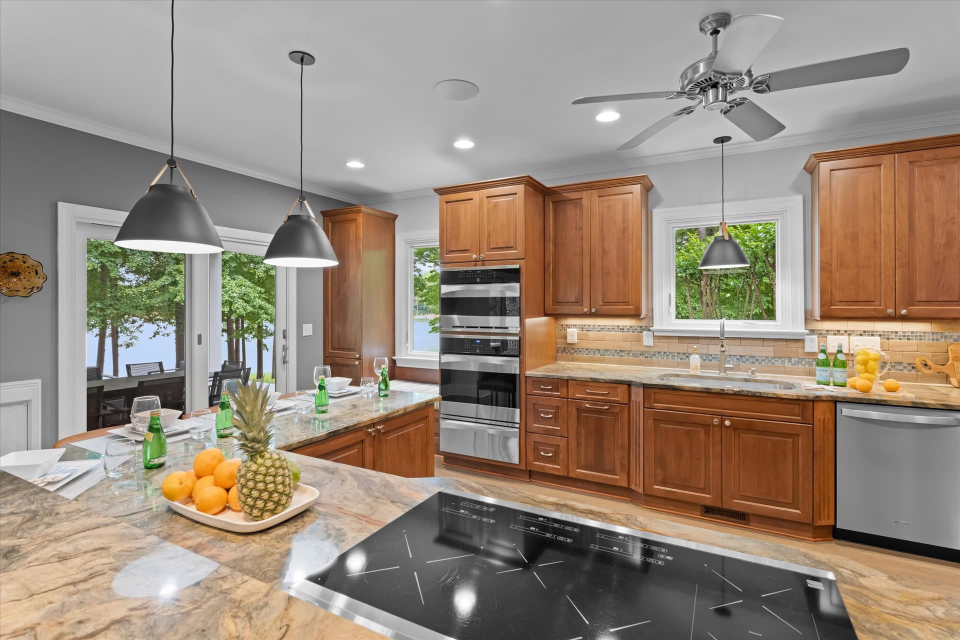 Grand Bay - Image 16