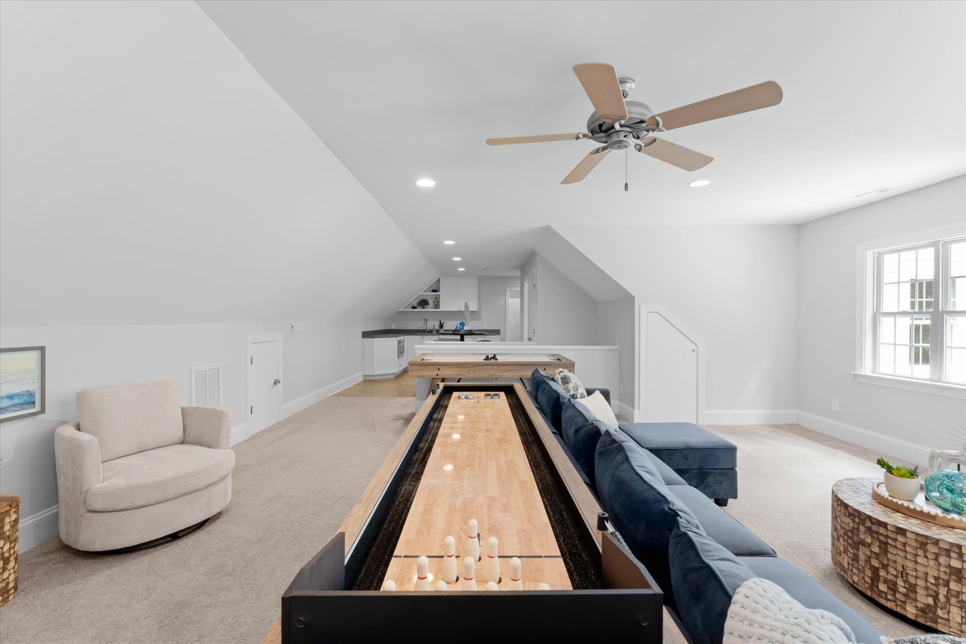 Grand Bay - Image 32