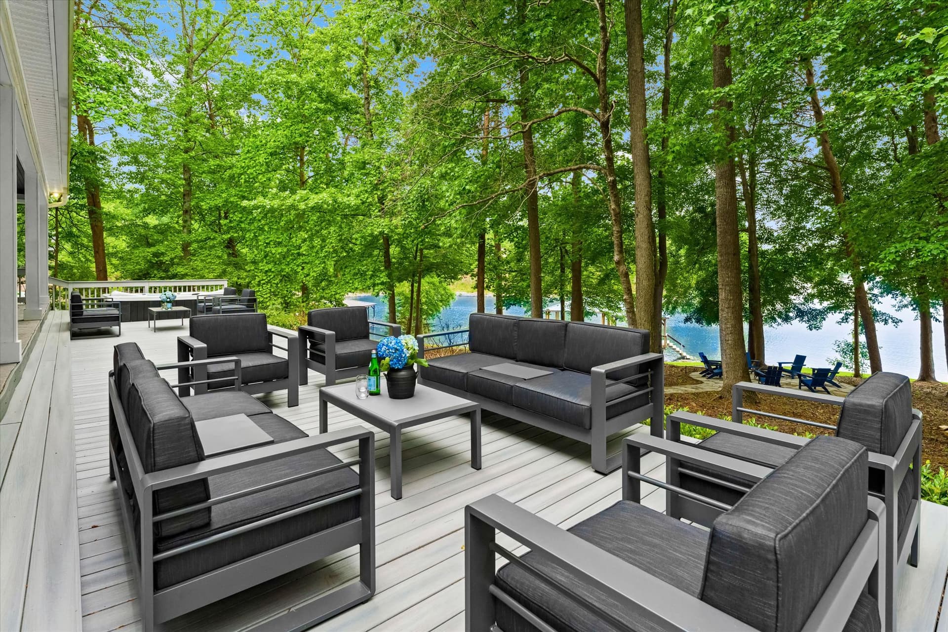 Grand Bay - Image 50