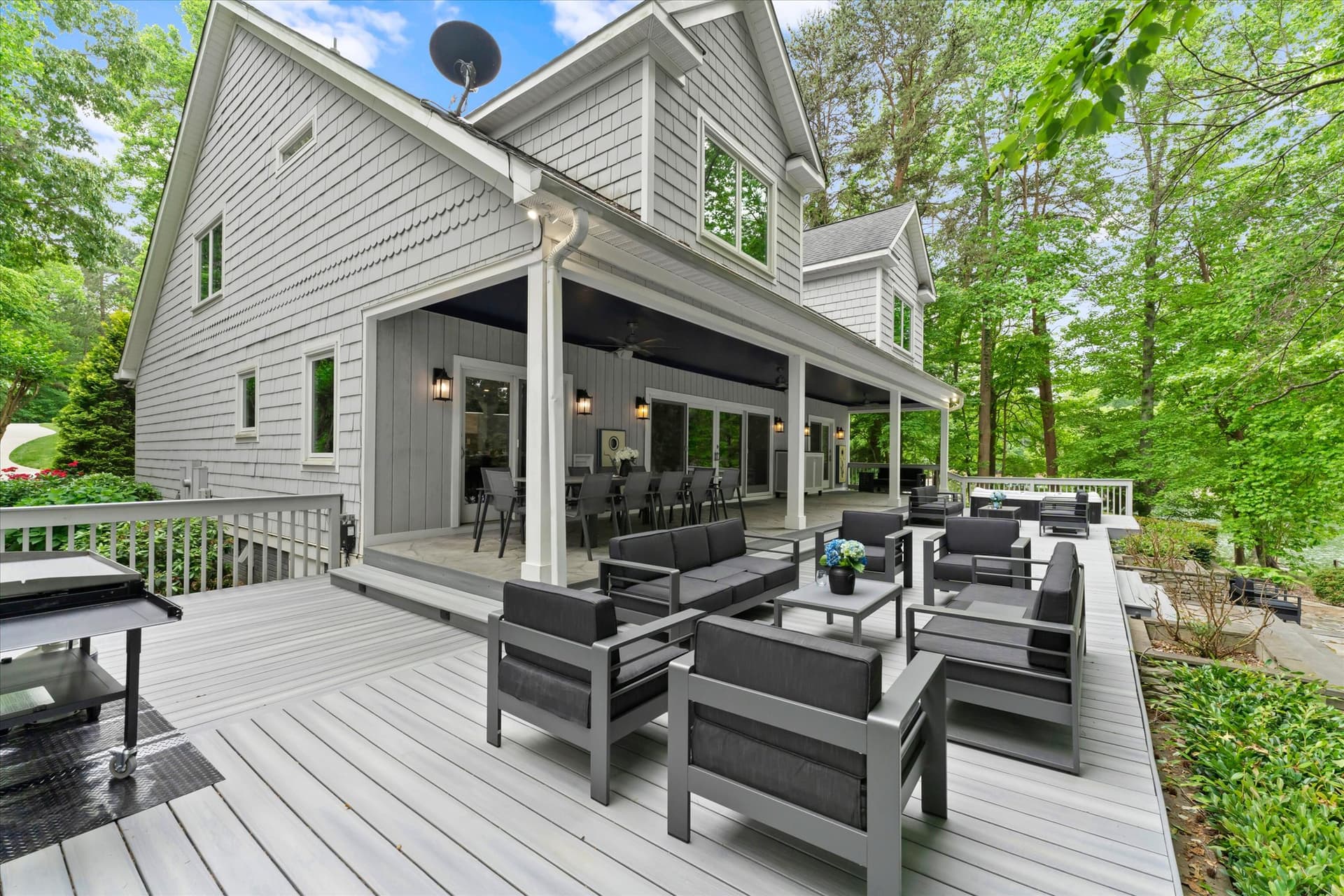 Grand Bay - Image 53