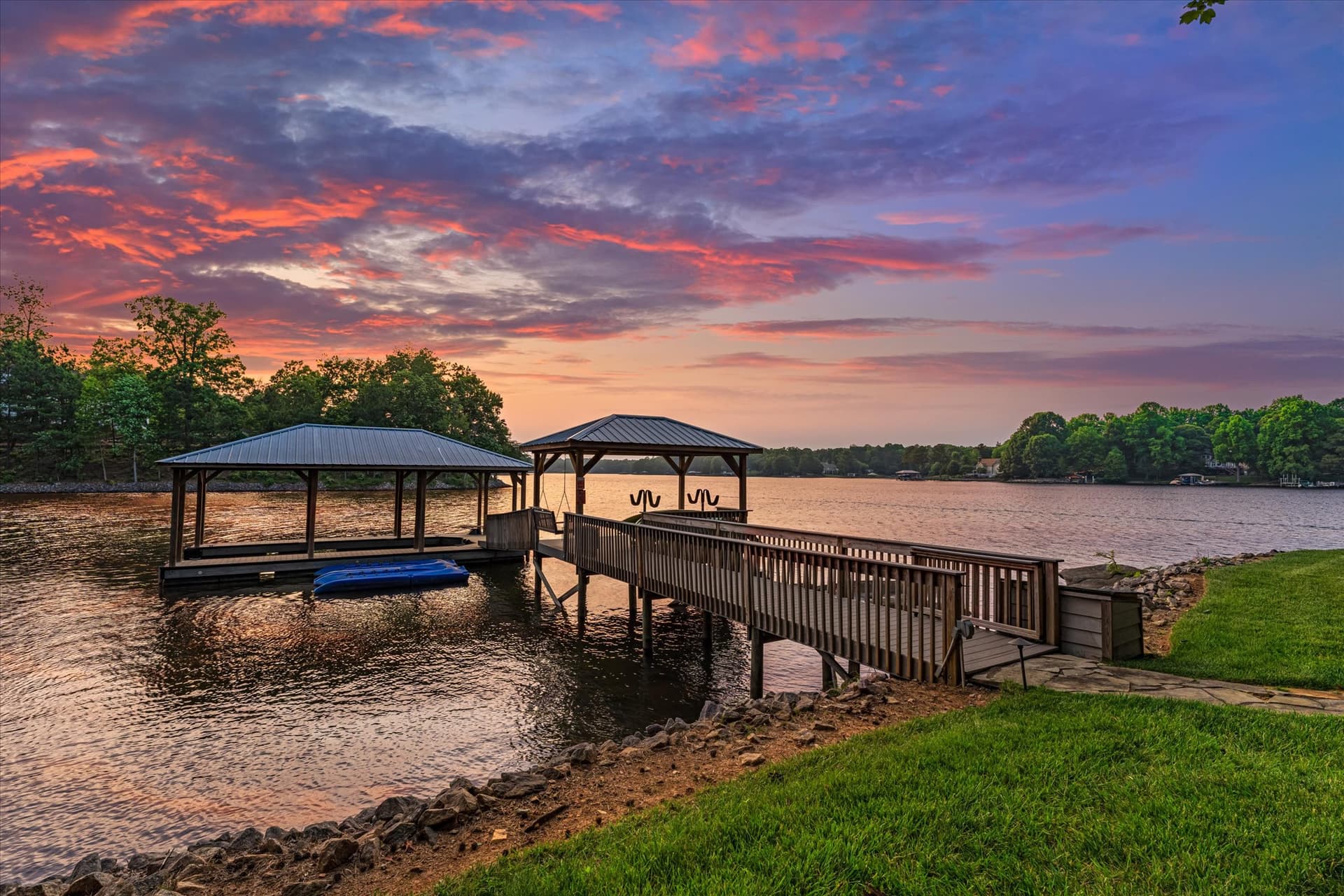 Grand Bay - Image 65