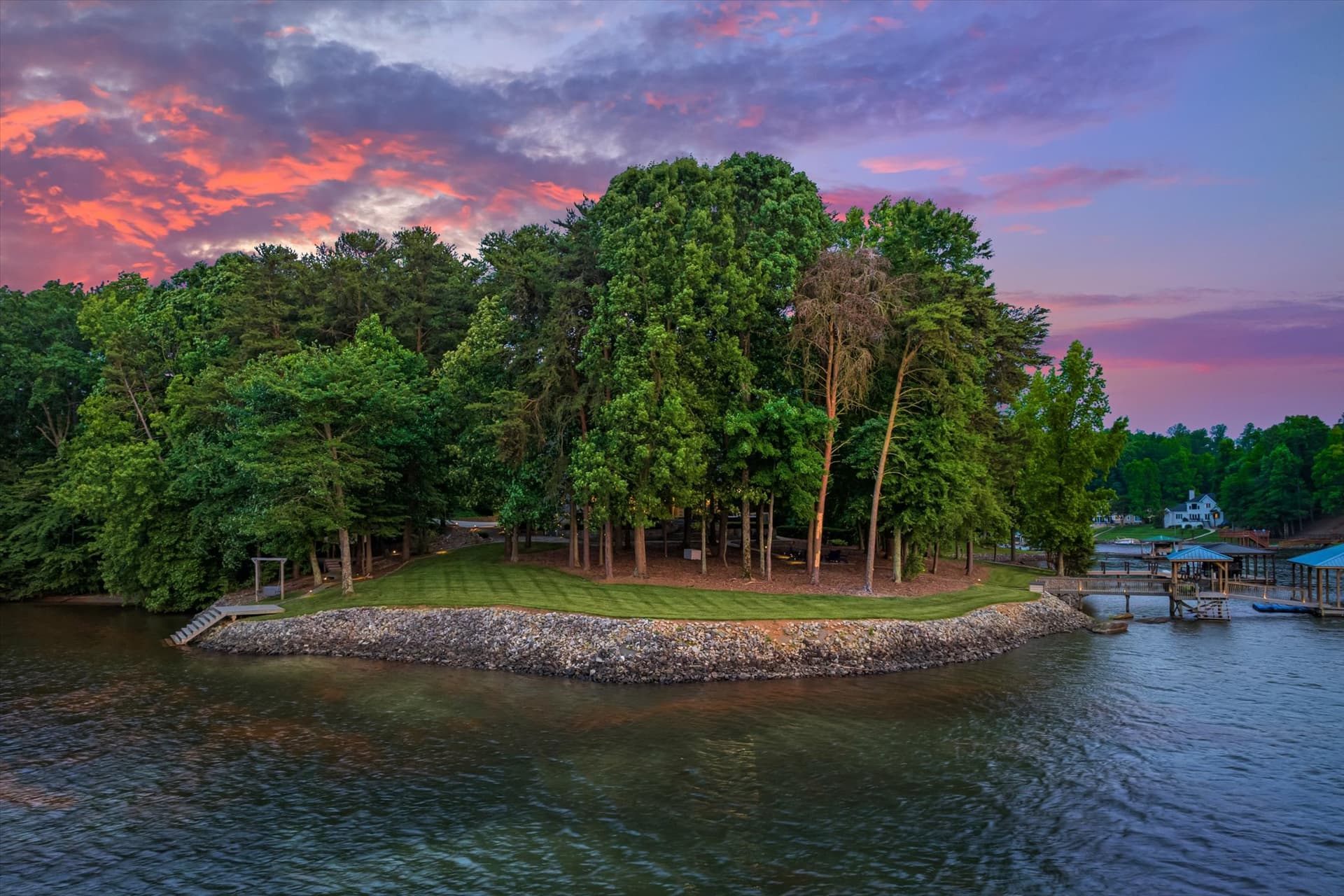 Grand Bay - Image 70