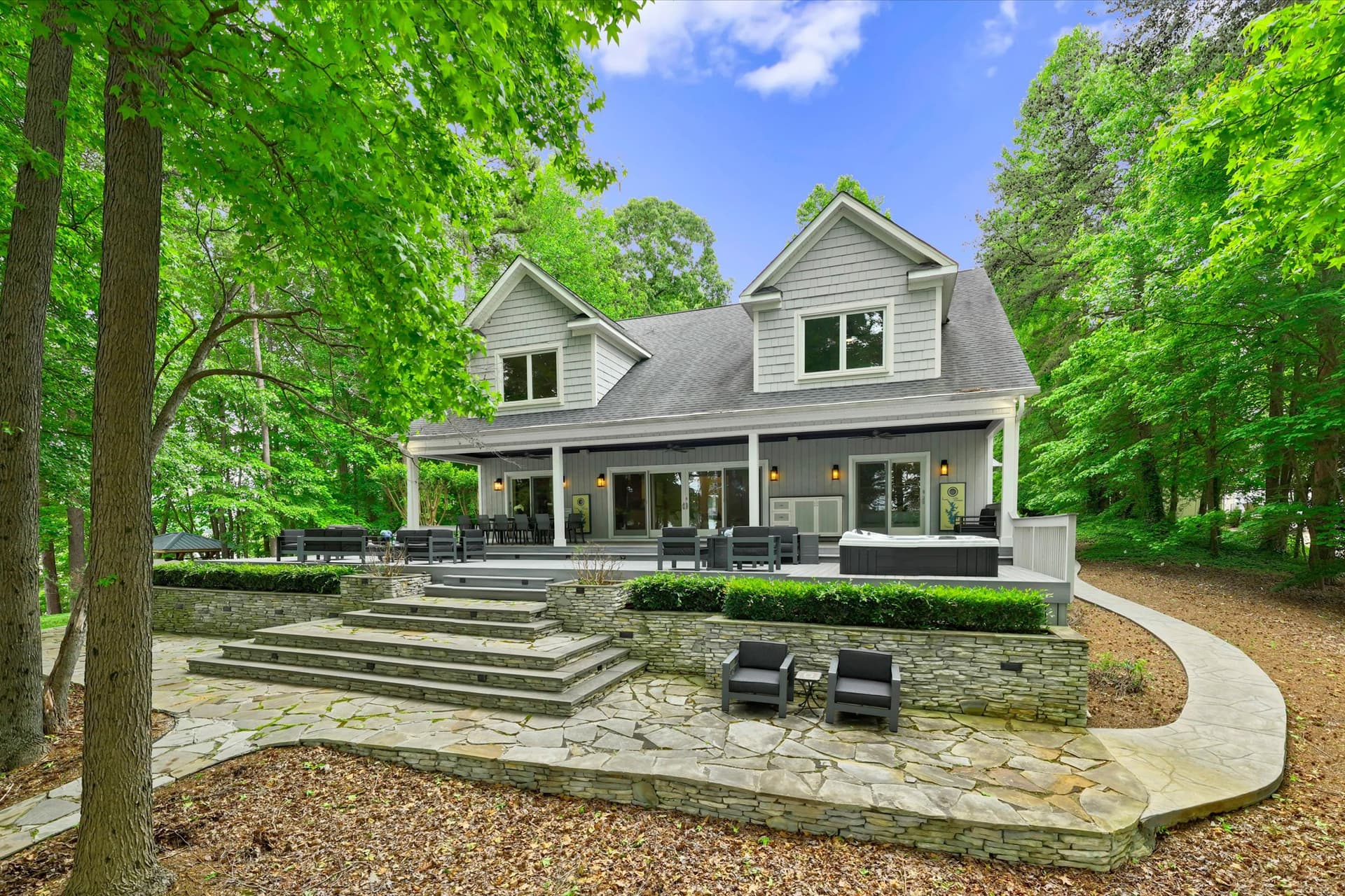 Grand Bay - Image 74