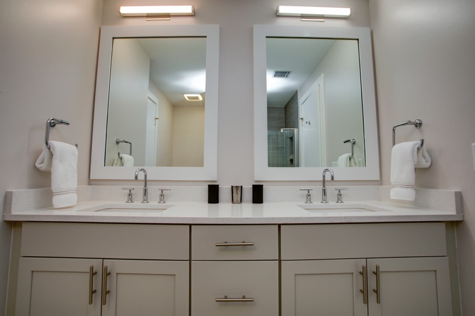 Grand Slam - Image 14