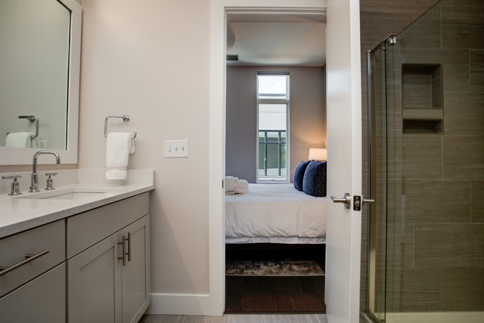 Grand Slam - Image 13