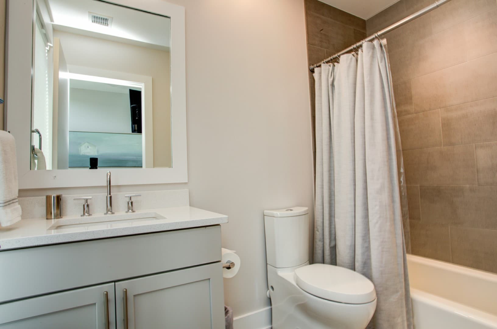 Grand Slam - Image 19