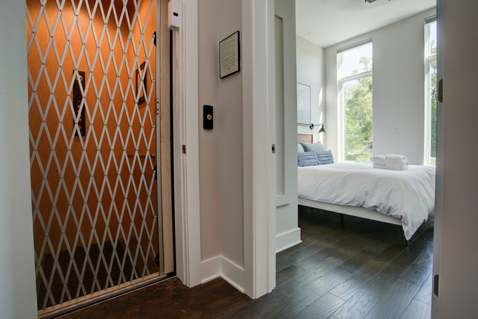 Grand Slam - Image 23